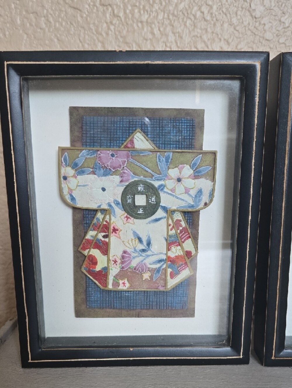Japanese Kimono Shadowbox - Picture 2 of 8